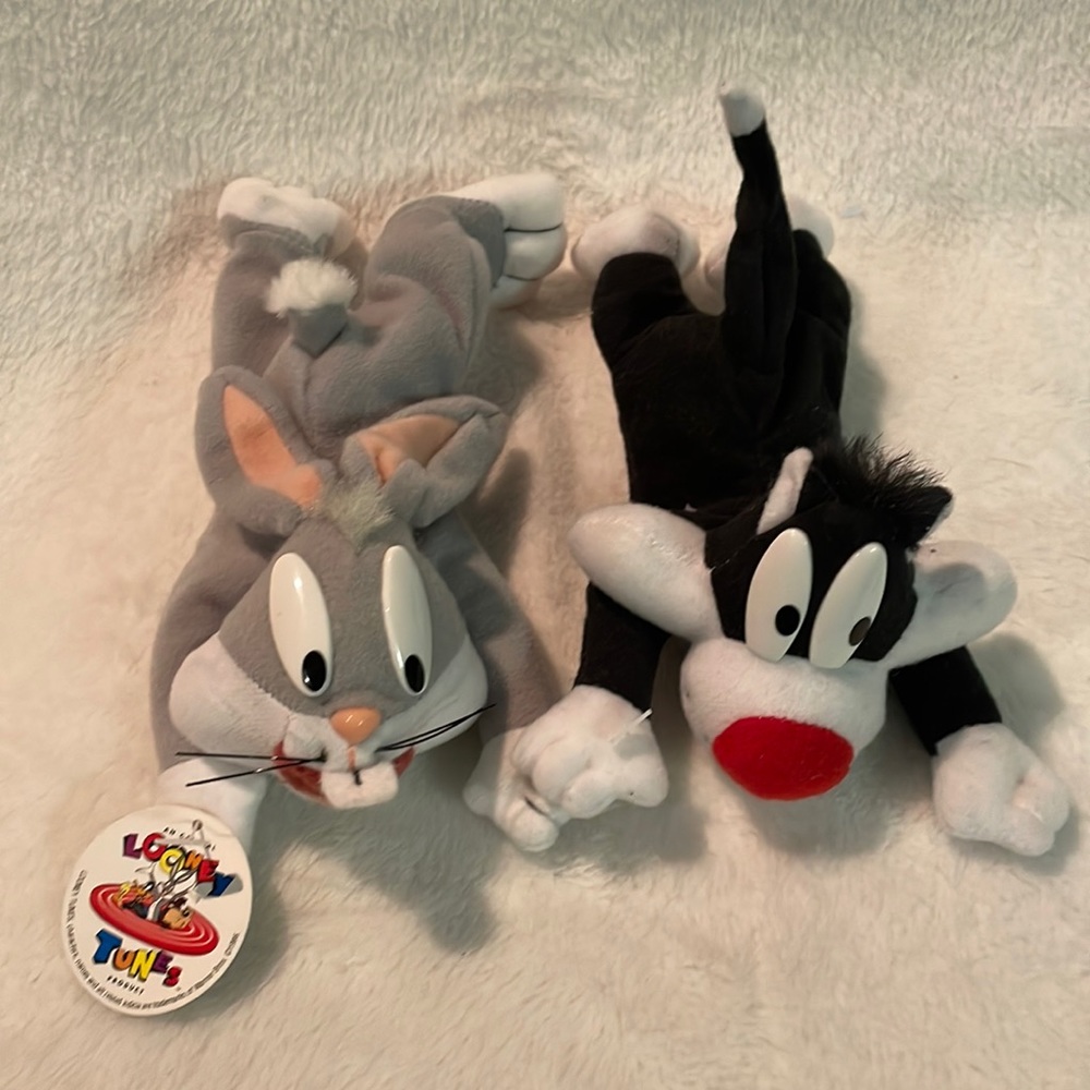 1996 Looney Tunes Play by Play Set of Bugs Bunny & Sylvester Beanie Plush by WB!